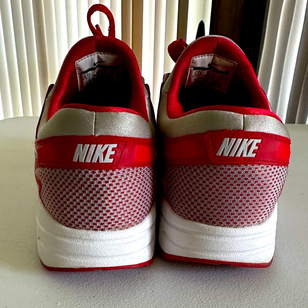 Nike Air Max - Picture 4 of 7